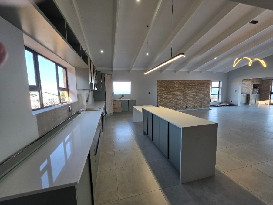 3 Bedroom Property for Sale in Dana Bay Western Cape